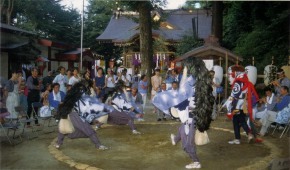 写真：穴澤天神社祭礼の様子