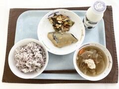 写真:5月27日の給食