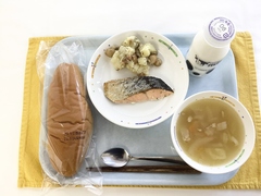 写真:9月4日の給食