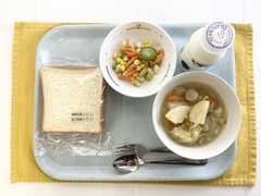 写真：11月7日の給食