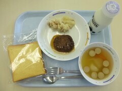 写真：4月21日の給食