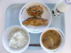 写真:10月20日の給食