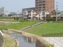 写真:三沢川環境護岸