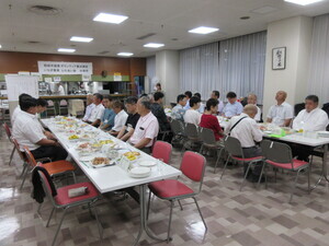 写真：懇親会1