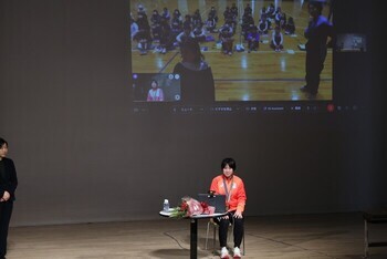 デフ報告会の様子2