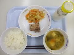 照片：3月10日的午餐