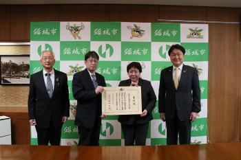 照片:稻城第七小学获奖