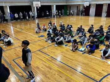 报告会_长峰小学侧