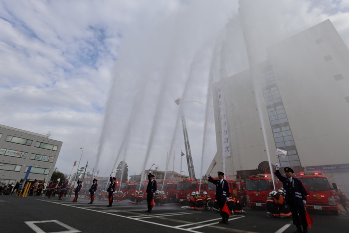 Photo: Simultaneous Water Discharge