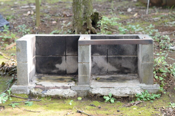 Photo of the stove at the tent site