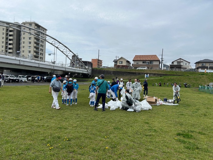 Photo: Cleaning activities around Kitamidori Park