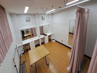 Central Community Center Hall: Underground Dressing Room