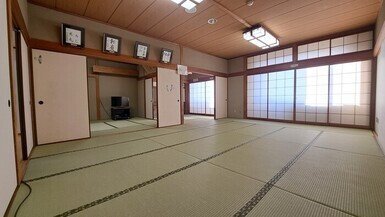 Photo of Japanese-style room at Central Community Center