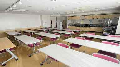 Fourth Community Center, Lecture Room and Meeting Room, From the Front