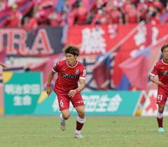 Photo: Wakasaka player in action 2