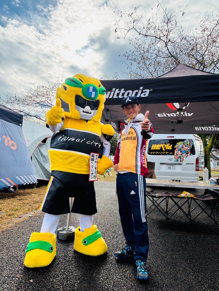 Foto: Professor Watanabe & Guerreiro Onekan Inagi Pedalion