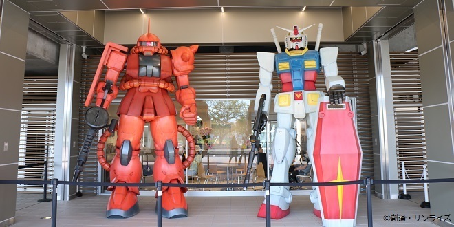 Imagem do Monumento do Gundam e do Zaku Exclusivo de Char