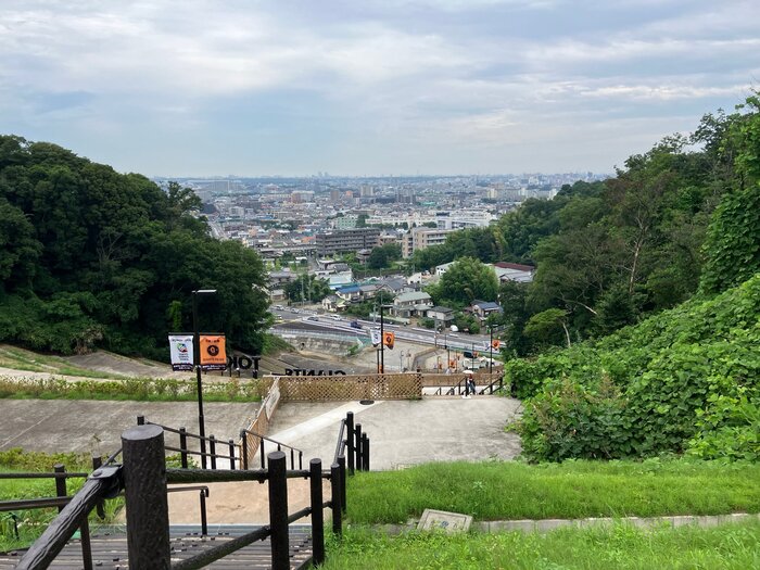 Imagem ilustrativa do percurso de hiking a partir da estação em Inagi: "Sentindo na pele a cidade de Inagi que muda rapidamente"
