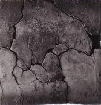 Foto: Azulejo quadrado com gravura de Haemun