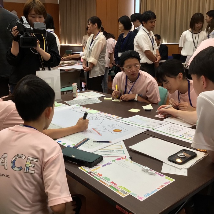 照片：發表看板製作情況2